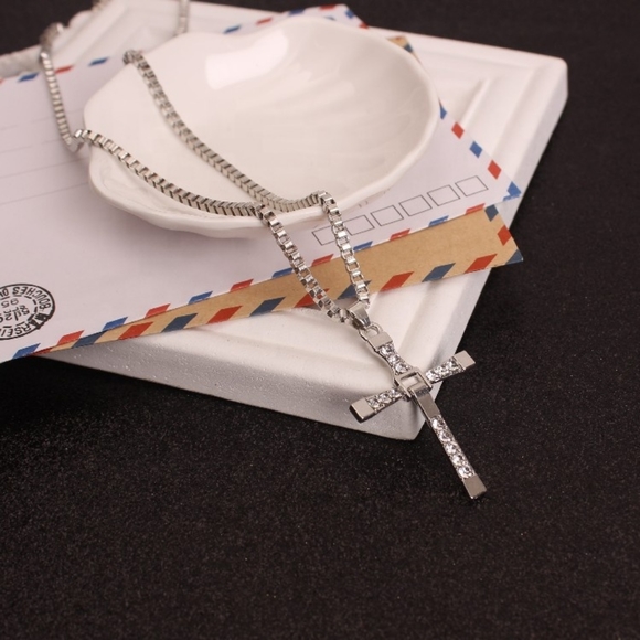 Fast and Furious Pendant cross chain Necklaces - Picture 7 of 7